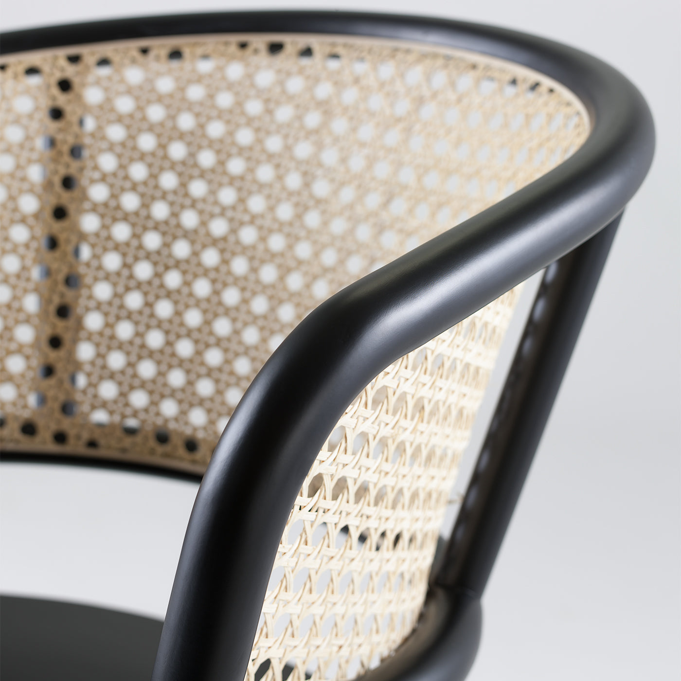 Frantz 881 Dining Chair (with arms)-Livoni 1895-moderndesign.io