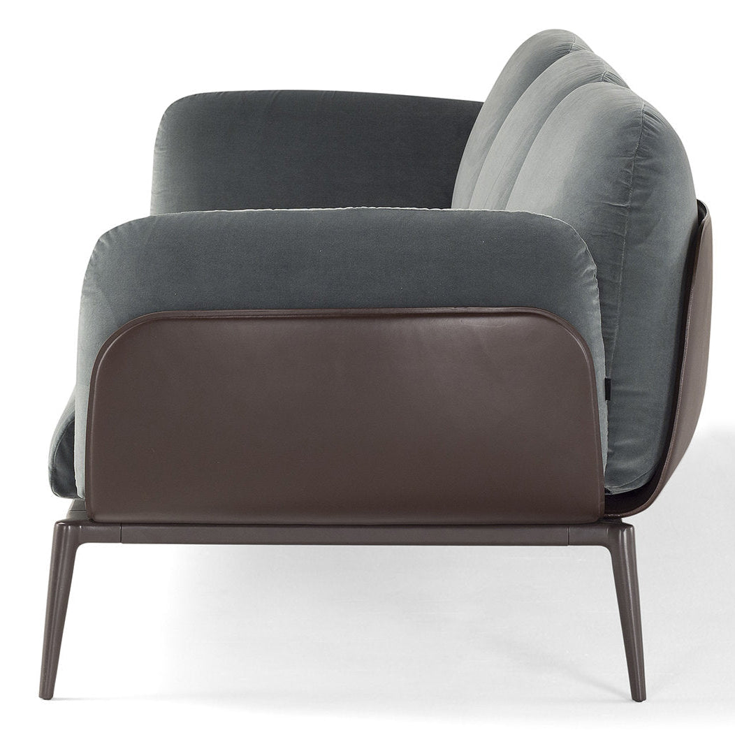 Brooklyn Sofa-Amura-moderndesign.io