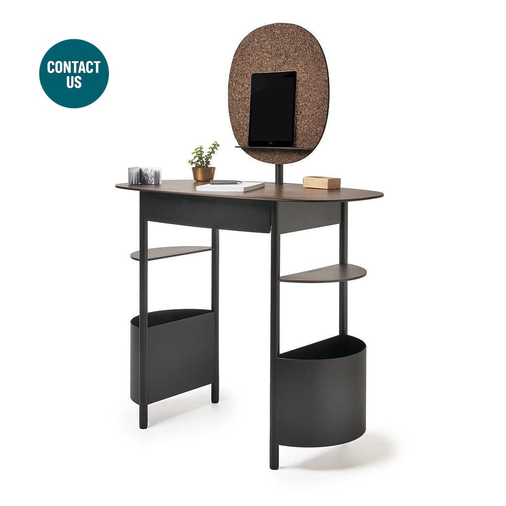Vanilla Desk-Opinion Ciatti-moderndesign.io