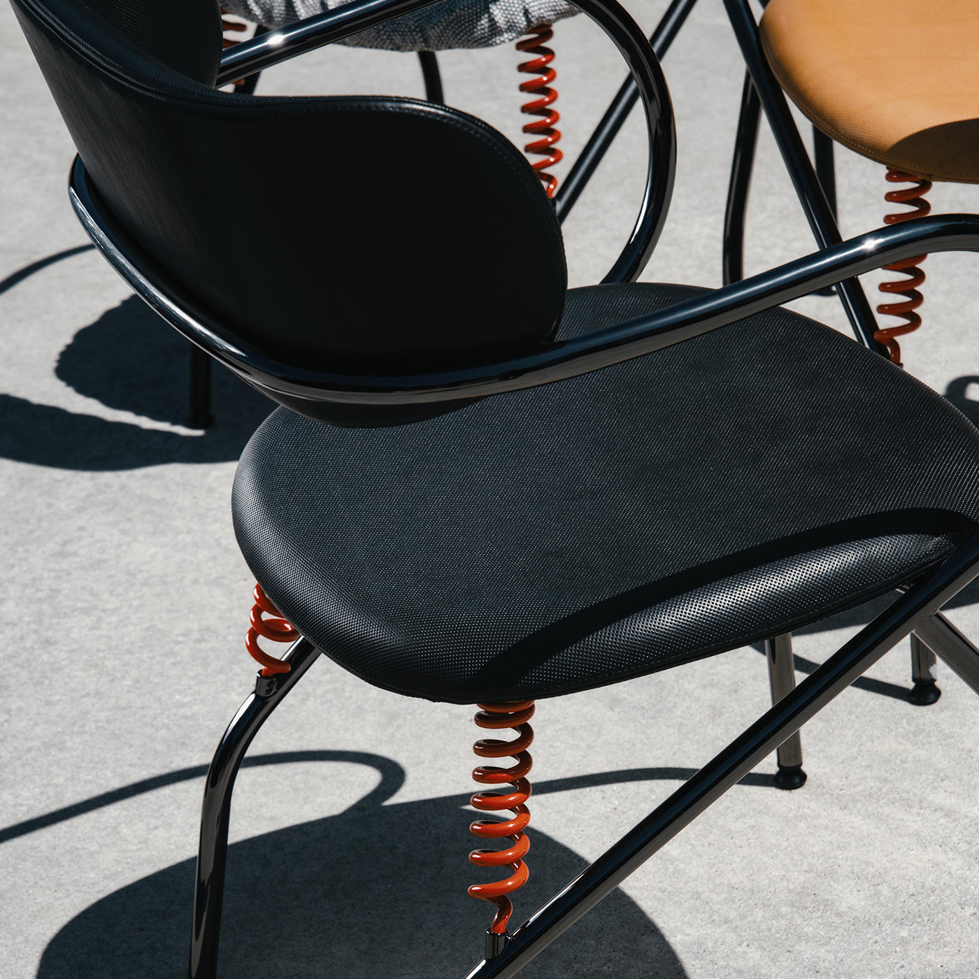 Spring Dining Chair (with arms)-La Manufacture-moderndesign.io