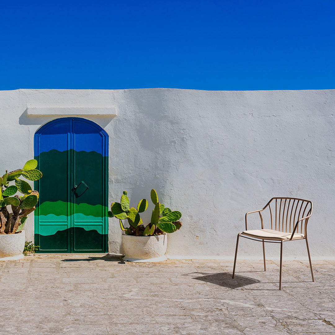 Ada P Dining Chair (with arms)-Castil-moderndesign.io