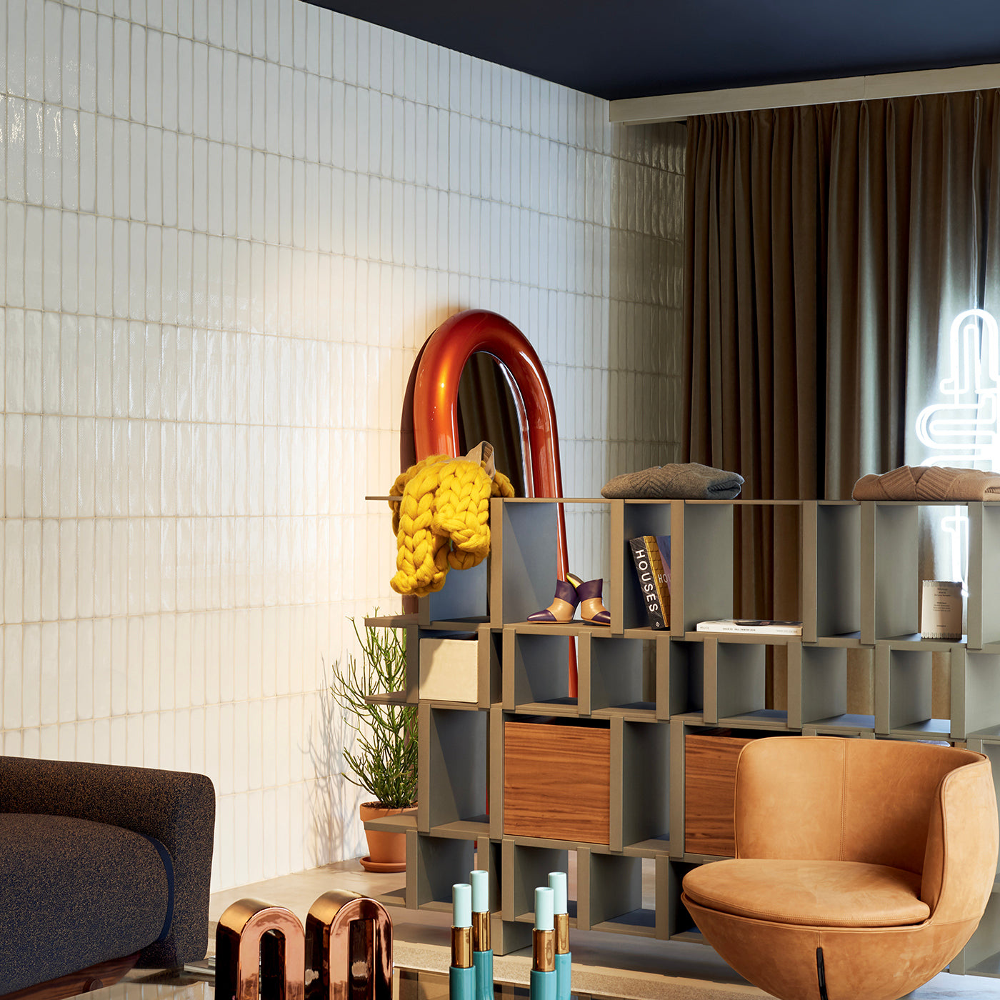 Calice Lounge Chair-La Manufacture-moderndesign.io