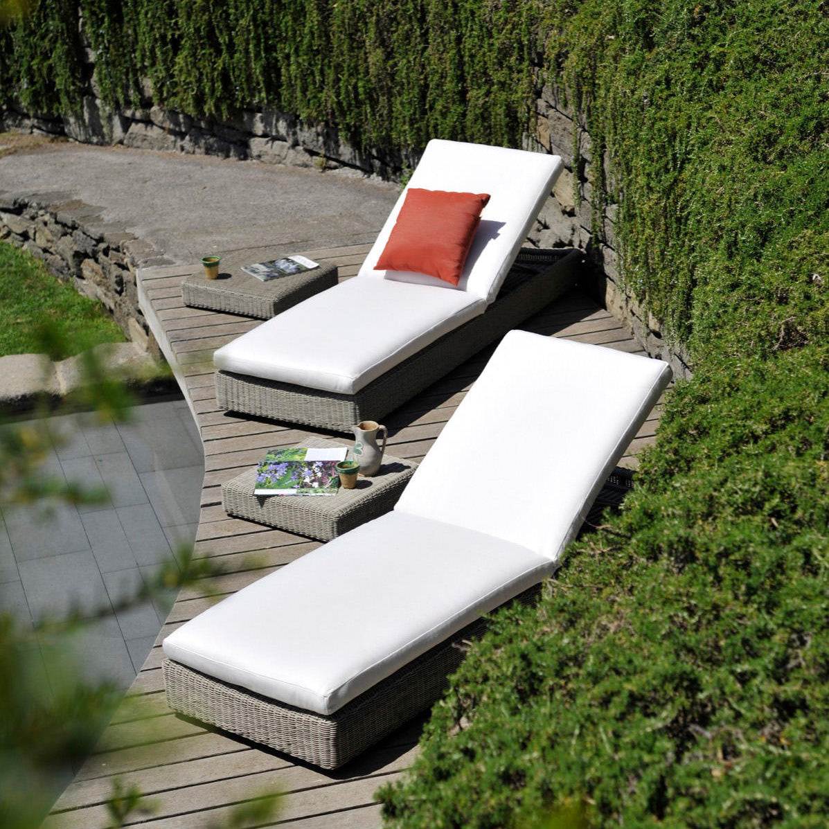 Agora Sunlounger-Unopiu-moderndesign.io