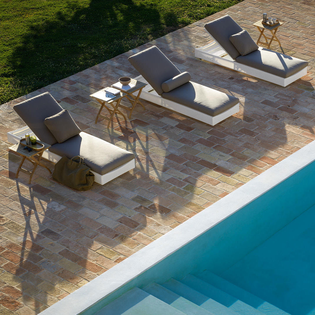 Agora Sunlounger-Unopiu-moderndesign.io