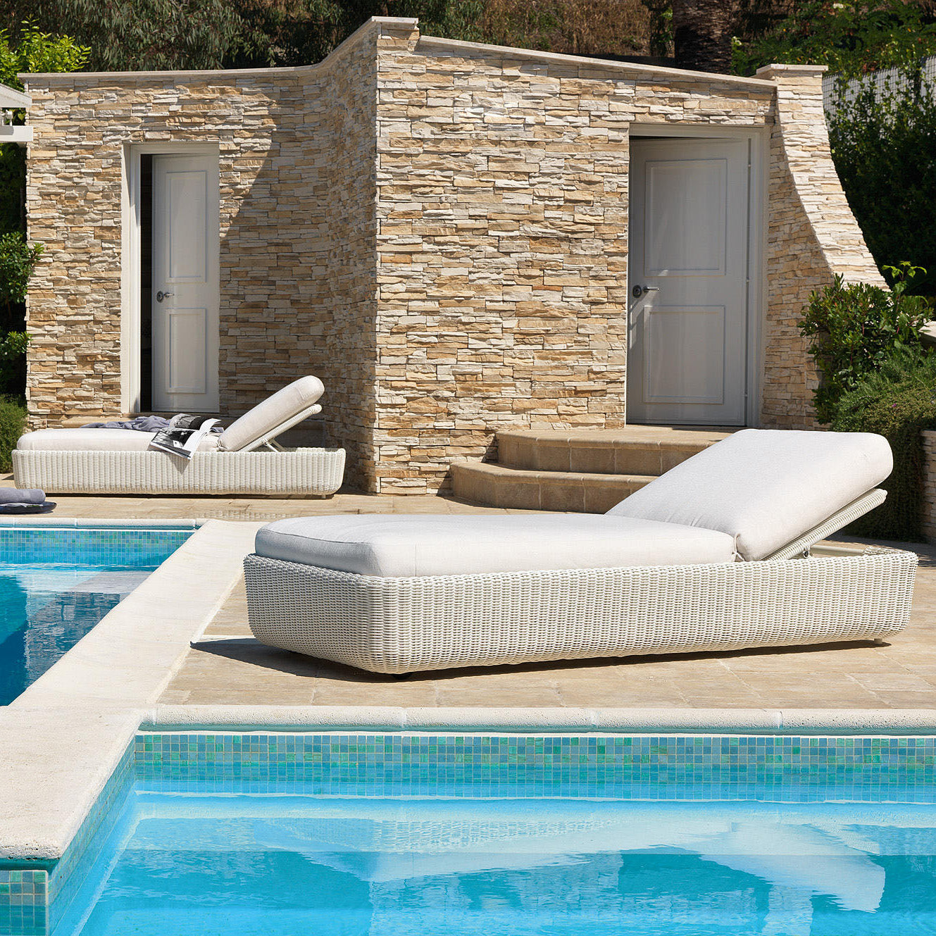 Agora Sunlounger-Unopiu-moderndesign.io