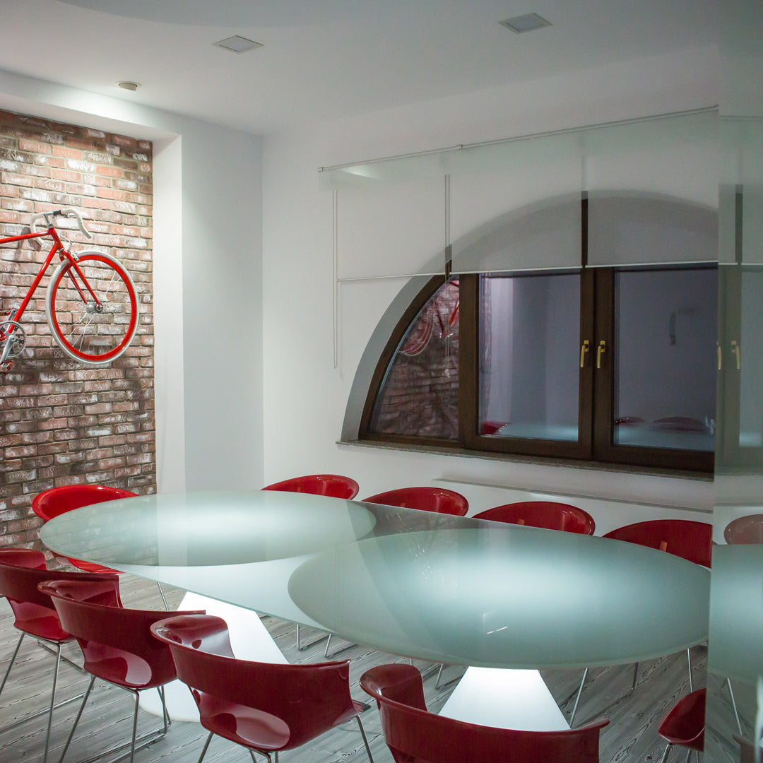 And/And 11 Dining Table (Round)-Slide-moderndesign.io