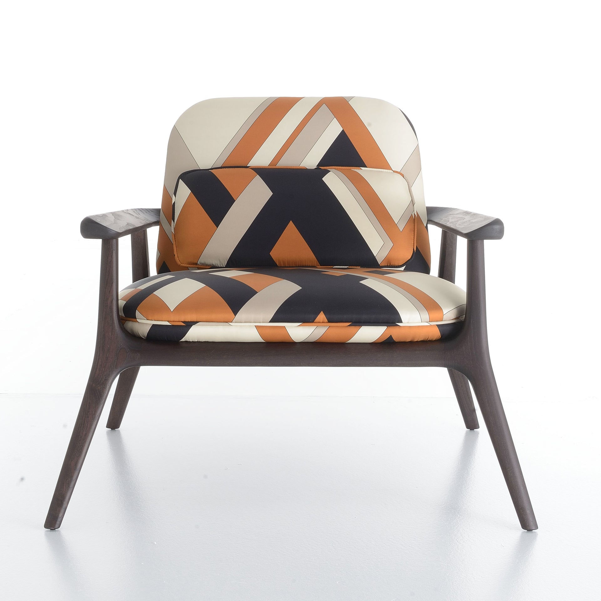 Aplomb Armchair-Ivano Redaelli-moderndesign.io