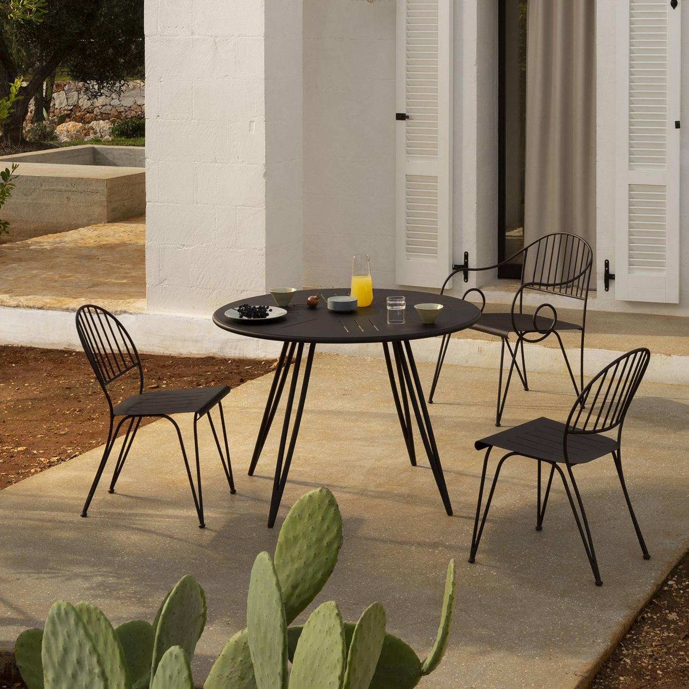 Ariete Dining Table (Round)-Unopiu-moderndesign.io