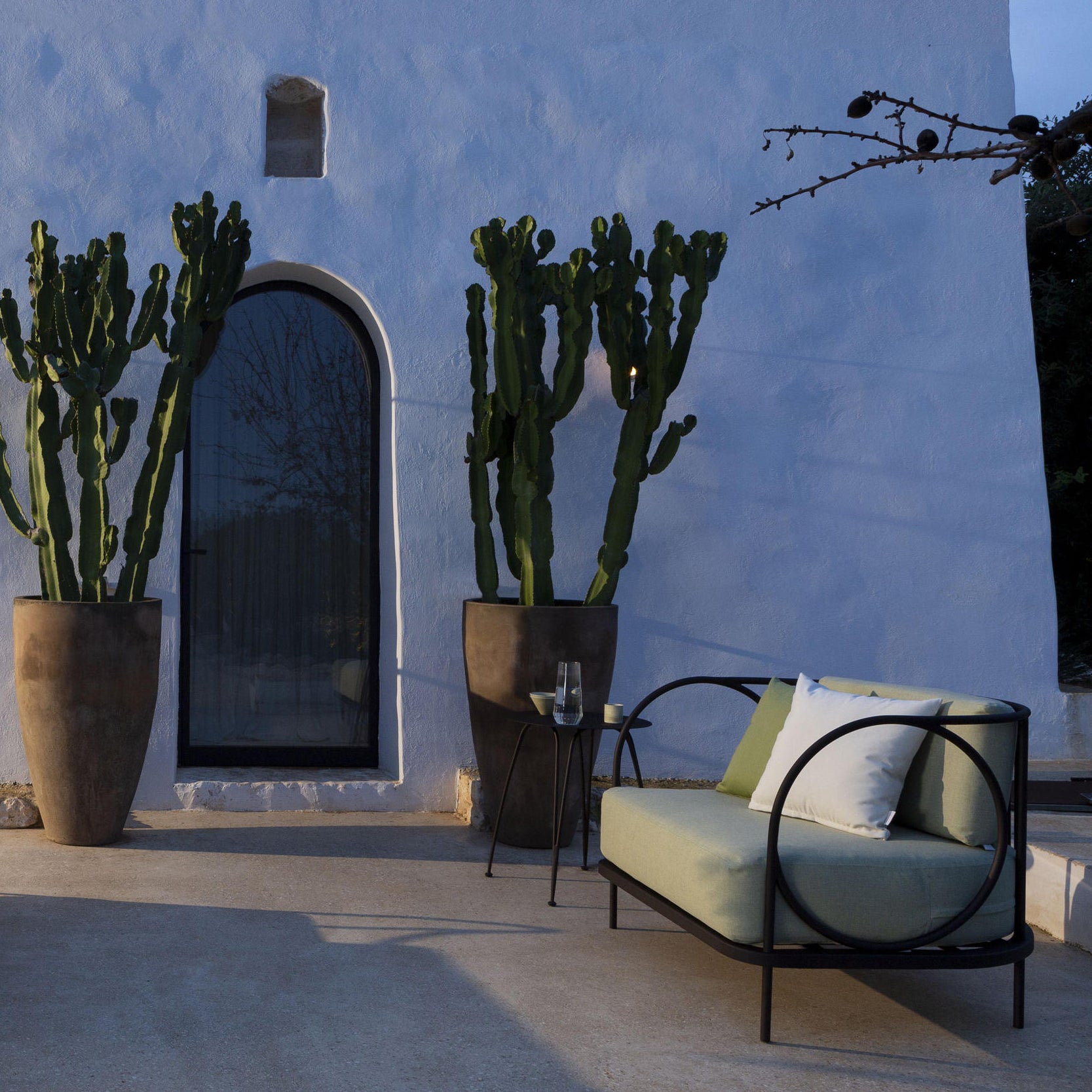 Ariete Sofa-Unopiu-moderndesign.io