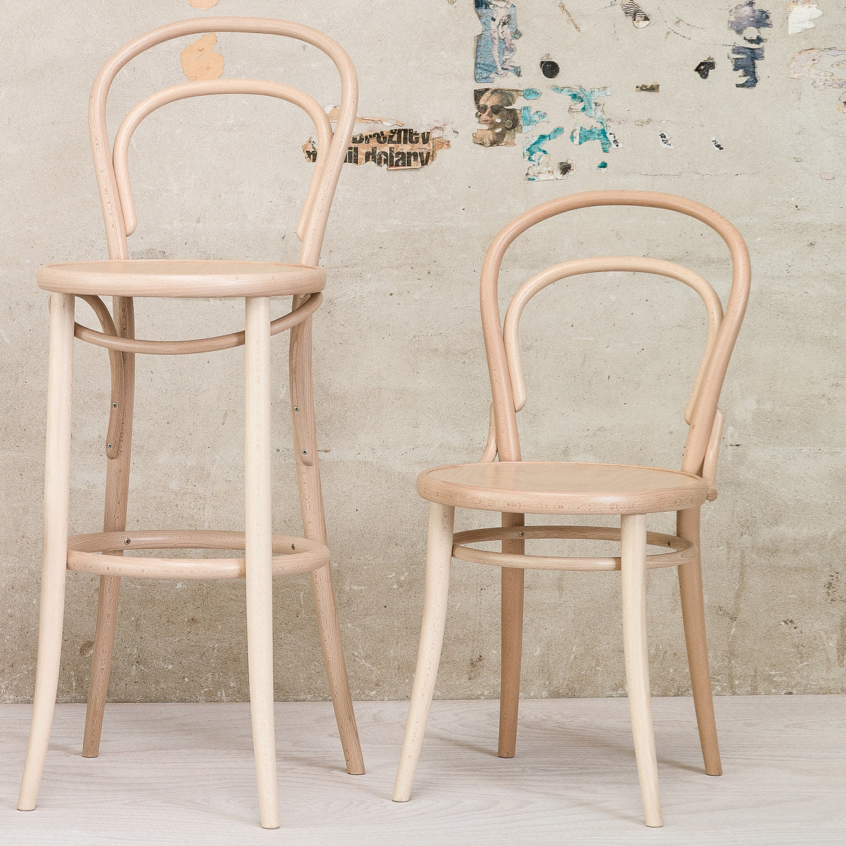 Art 14 High Stool (without arms)-Ton-moderndesign.io