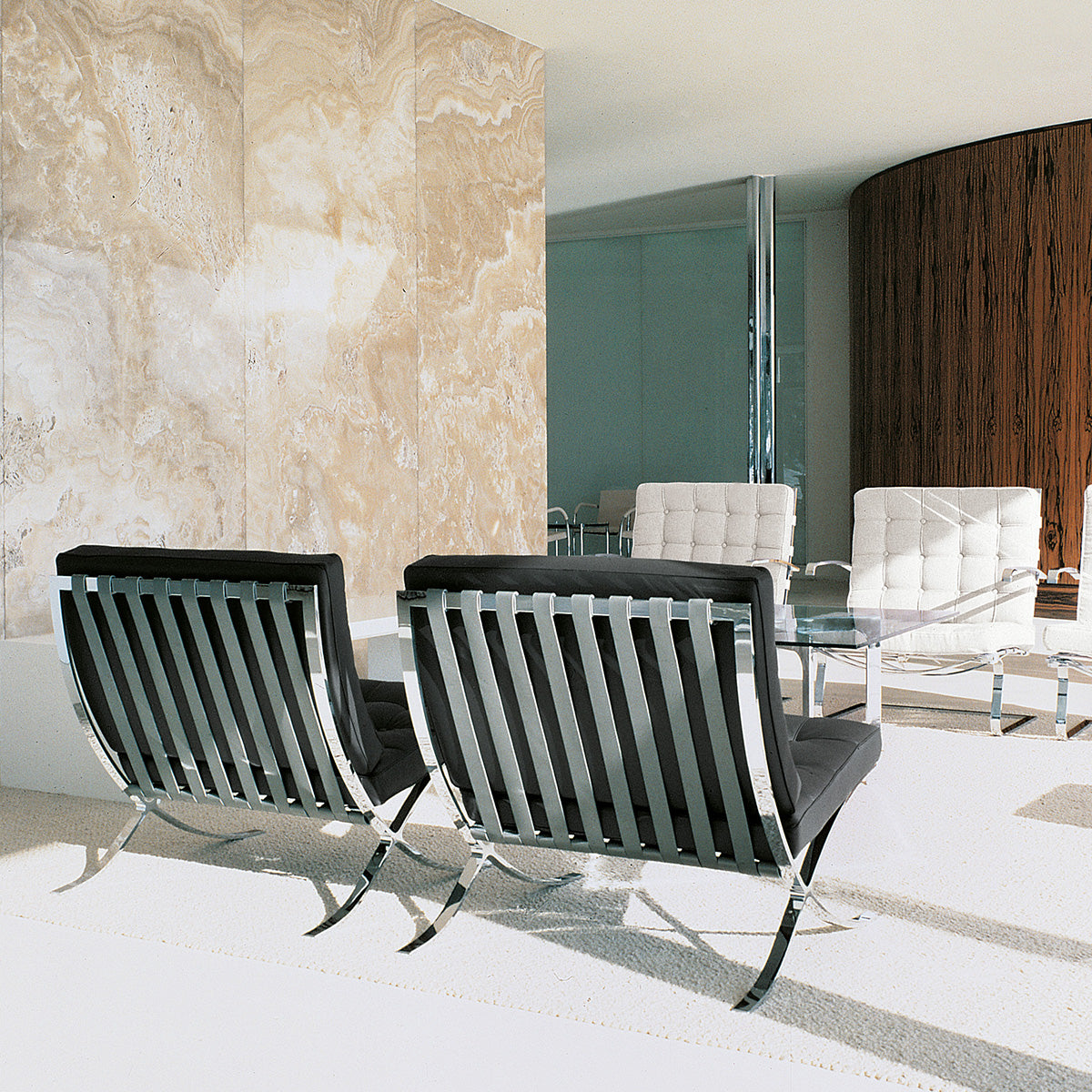 Art 334 Armchair-Alivar-moderndesign.io