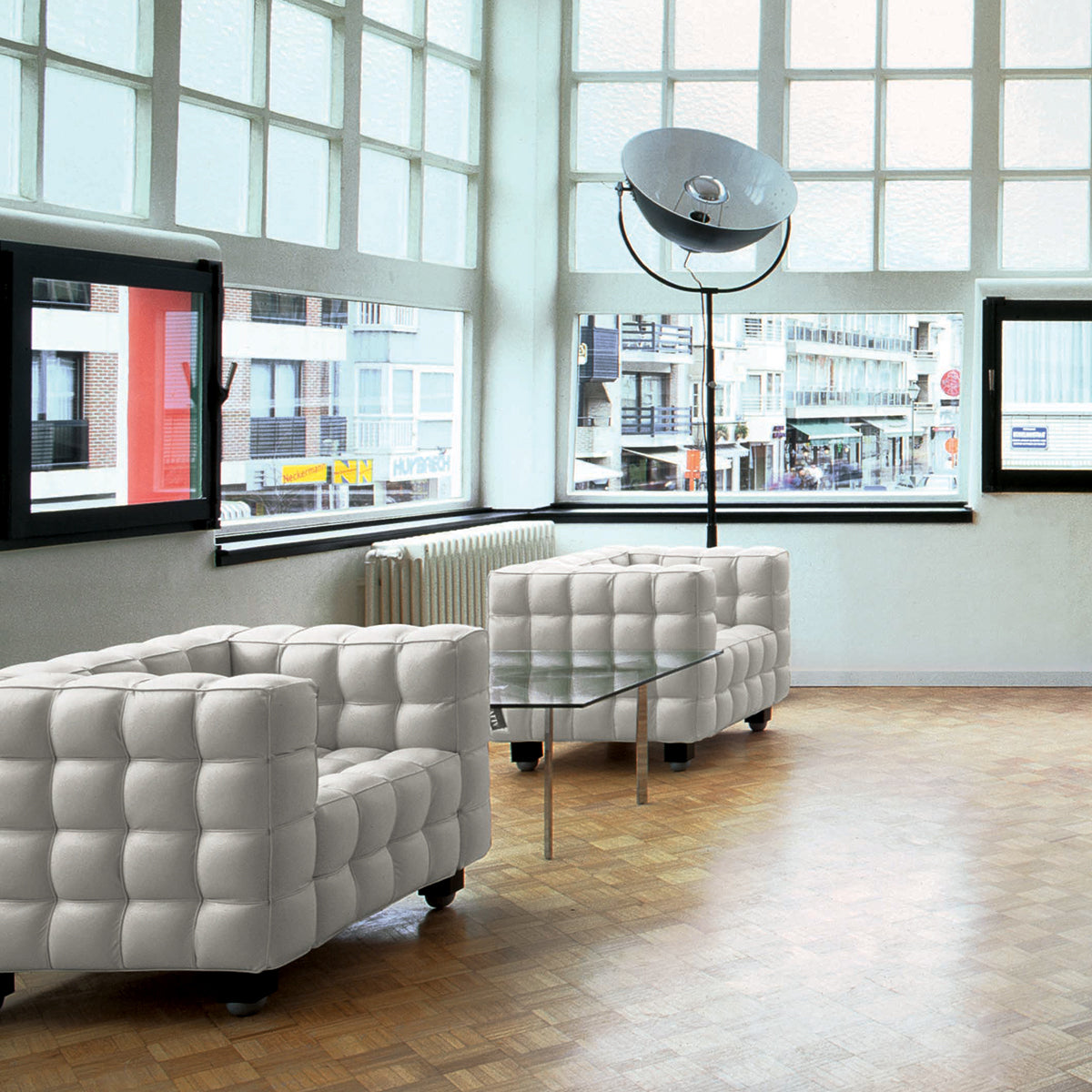 Art 631 Armchair-Alivar-moderndesign.io