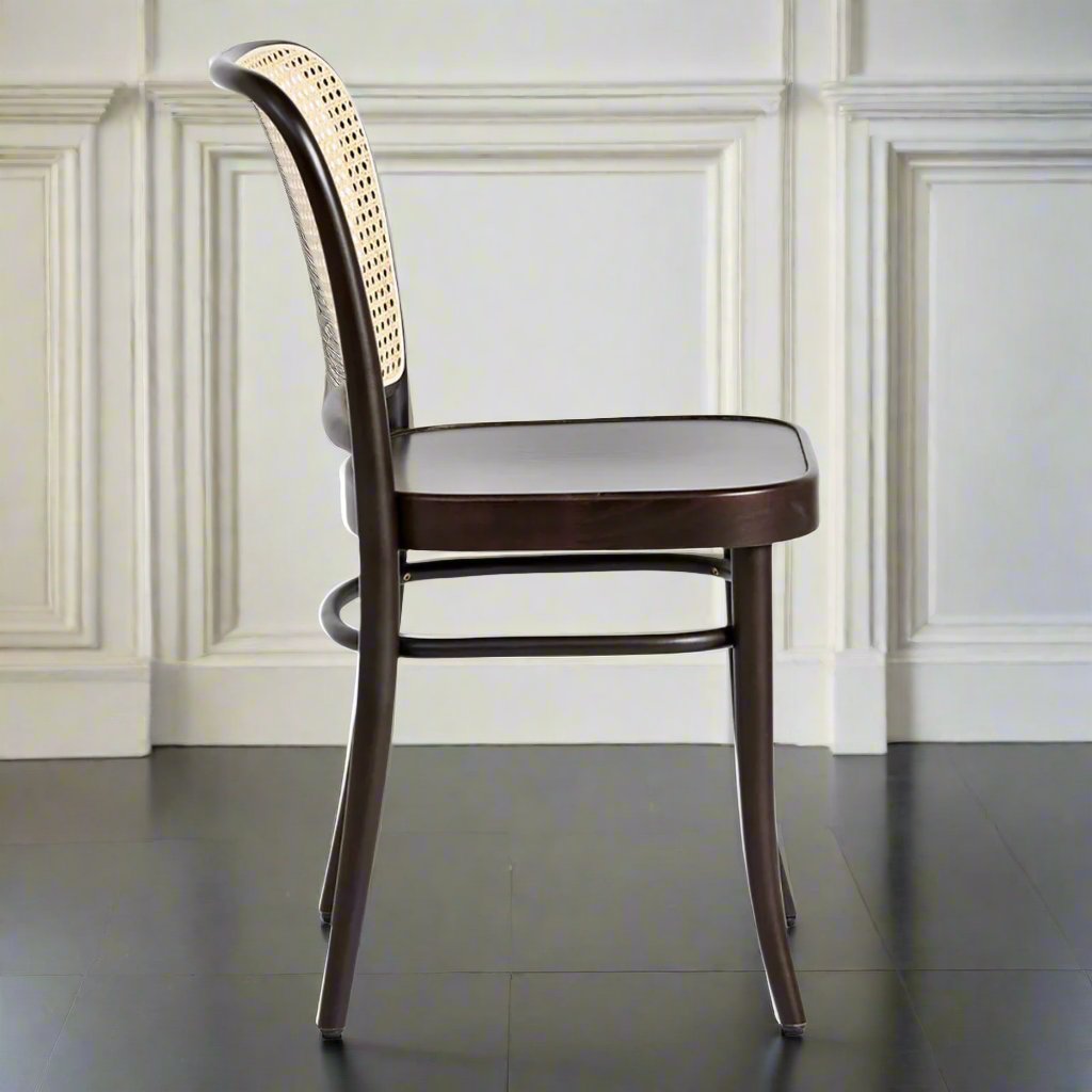 Art 811 Dining Chair (without arms)-Ton-moderndesign.io