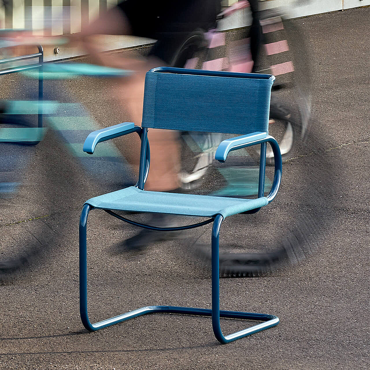 Art D40 Dining Chair (With Arms)-Tecta-moderndesign.io