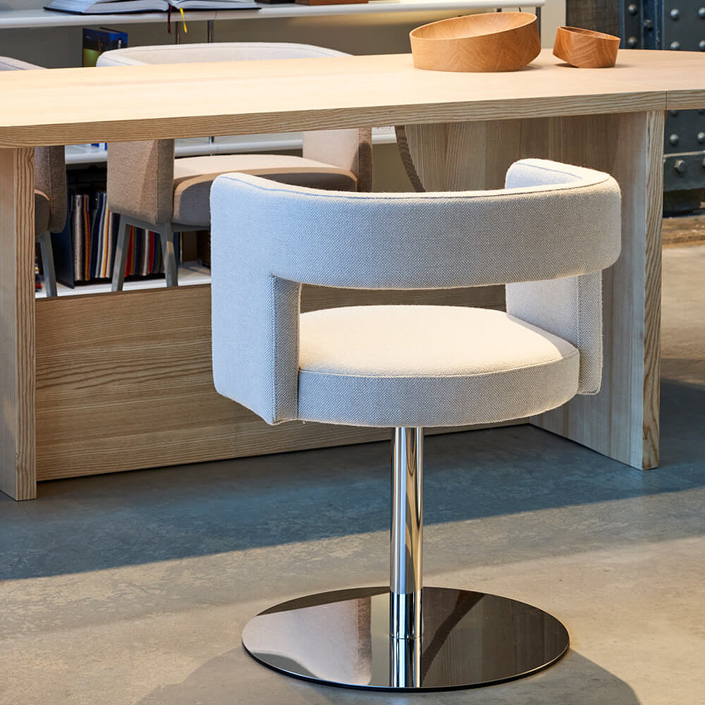 Art D8P-1 Dining Chair (With Arms)-Tecta-moderndesign.io