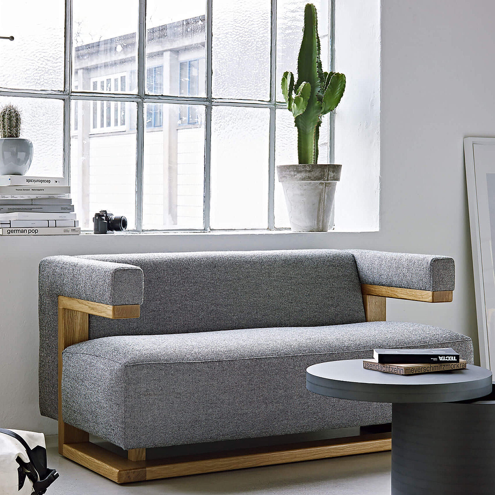 Art F51 Sofa-Tecta-moderndesign.io