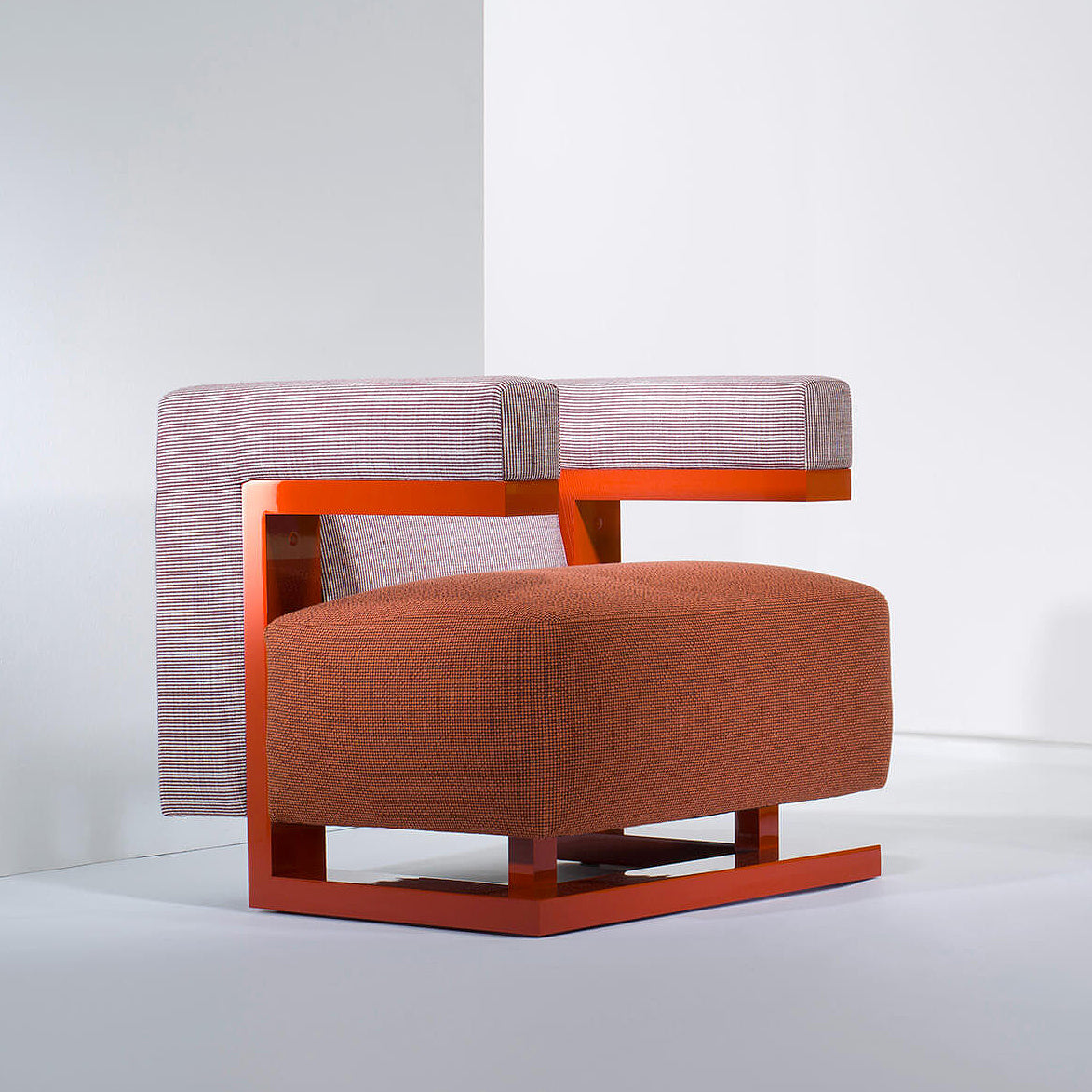 Art F51N Armchair-Tecta-moderndesign.io