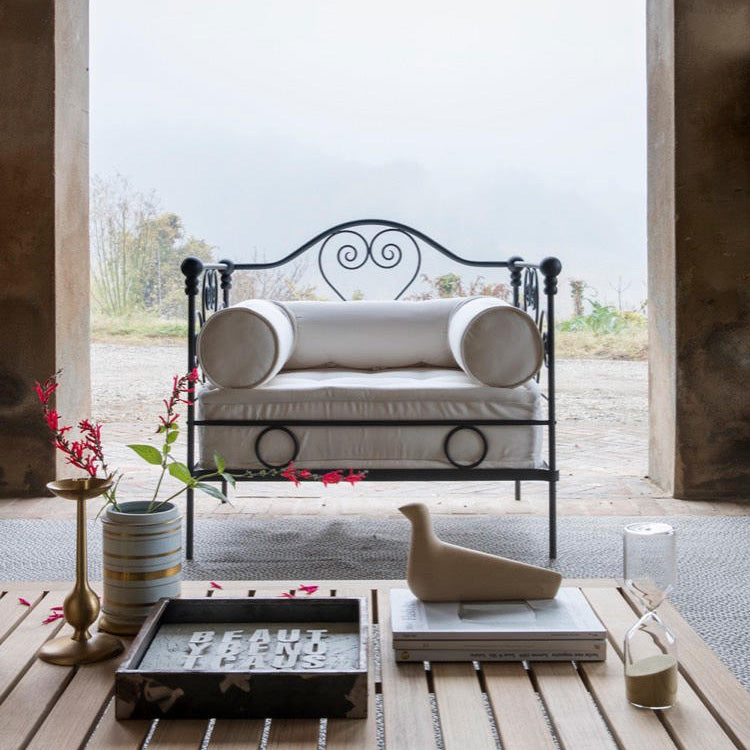 Aurora Armchair-Unopiu-moderndesign.io