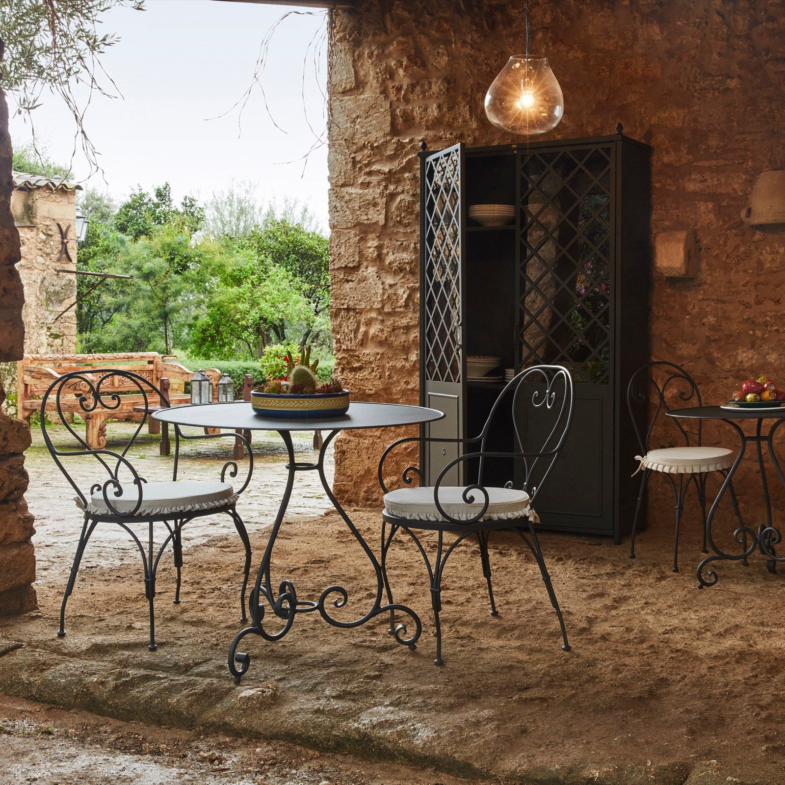 Aurora Dining Table (Round)-Unopiu-moderndesign.io