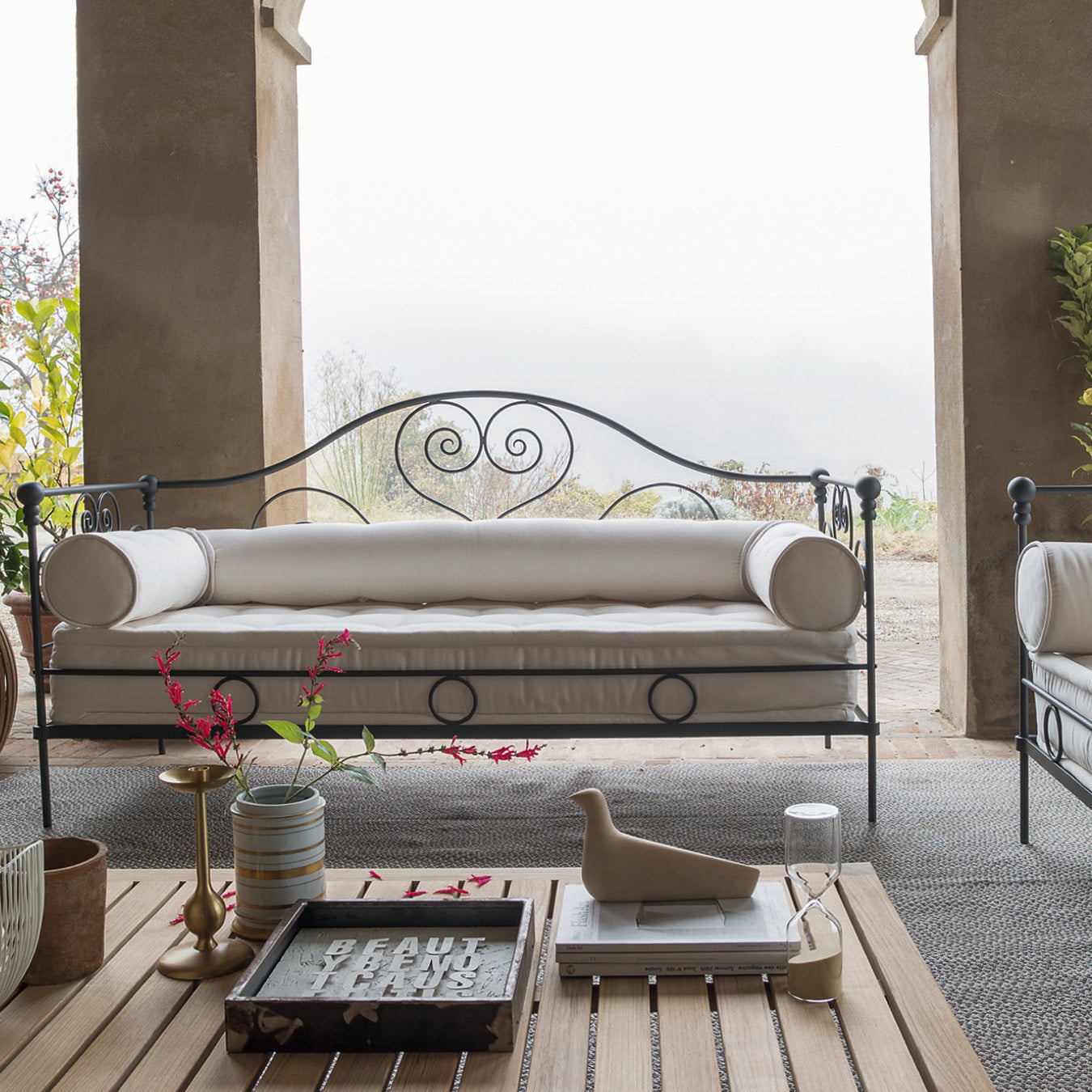 Aurora Sofa-Unopiu-moderndesign.io