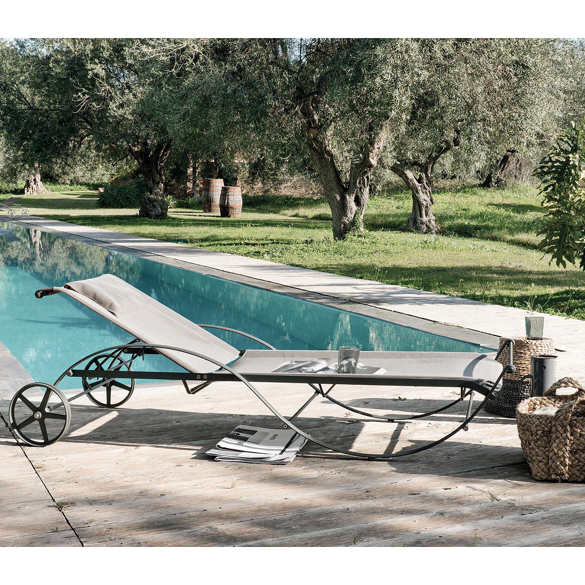 Aurora Sunlounger-Unopiu-moderndesign.io