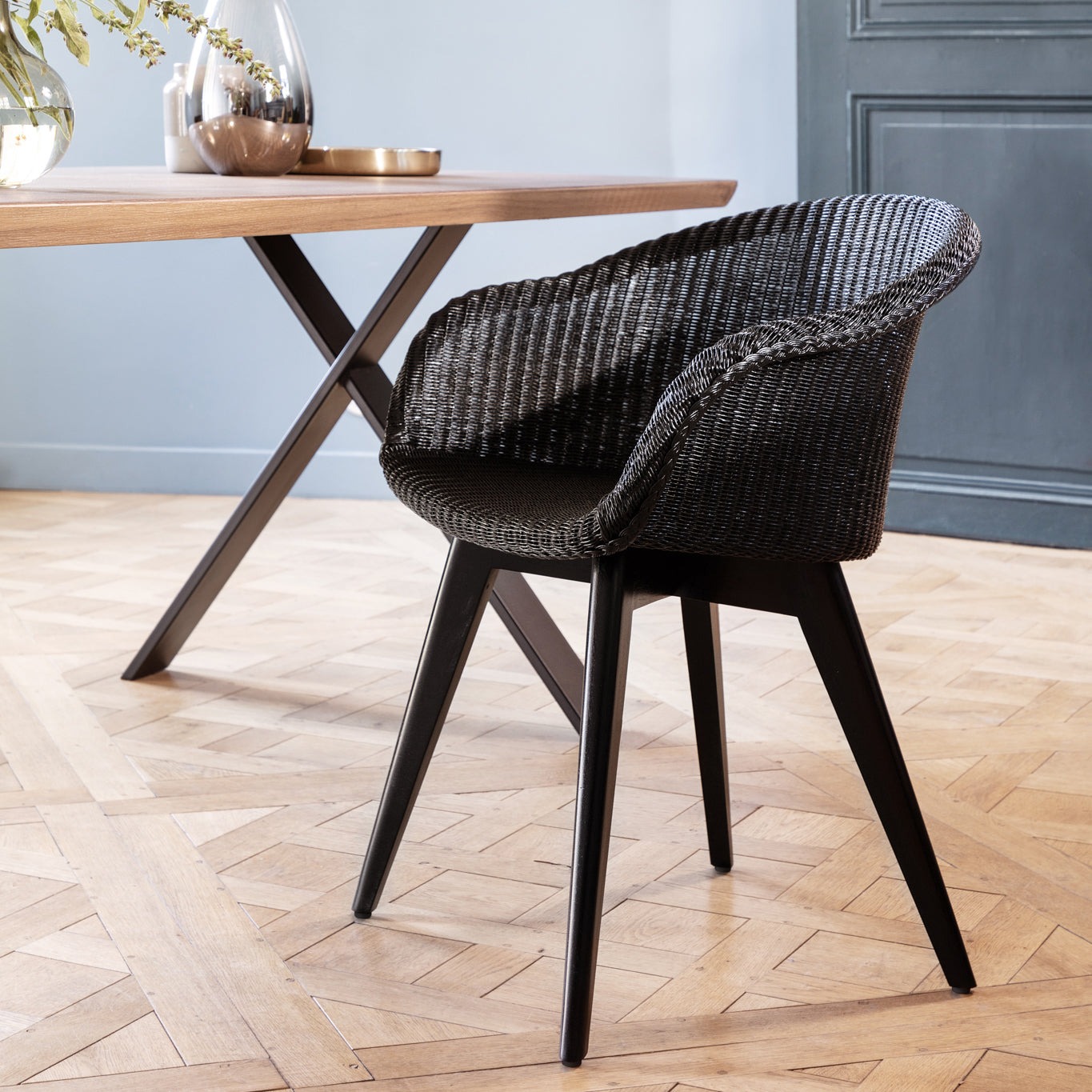 Avril Dining Chair (with arms)-Vincent Sheppard-moderndesign.io