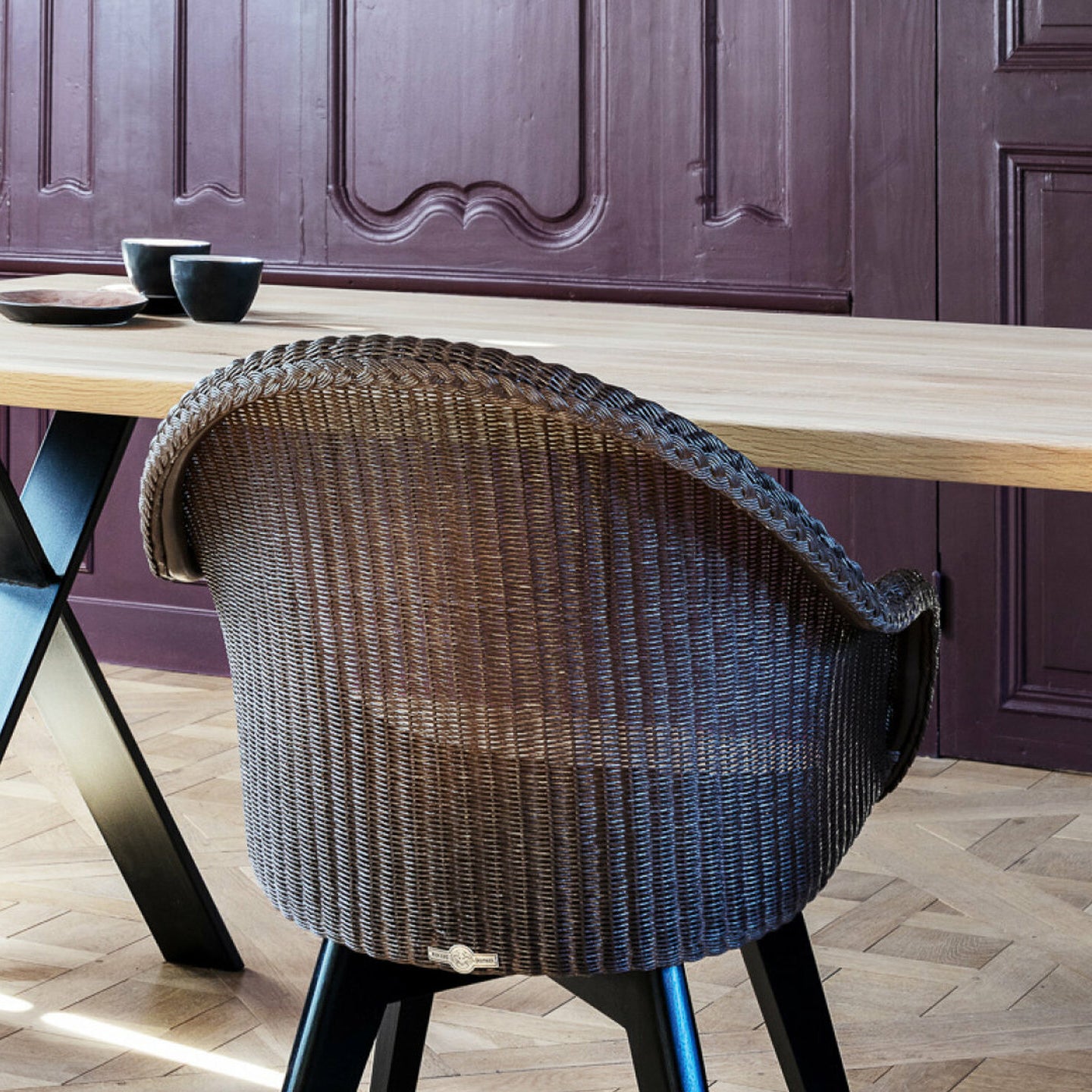 Avril Dining Chair (with arms)-Vincent Sheppard-moderndesign.io