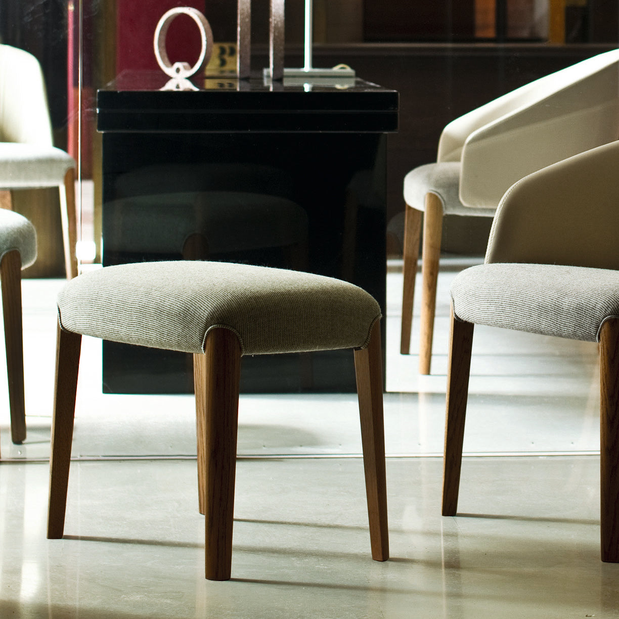Bellevue 09 Soft Ottoman-Very Wood-moderndesign.io