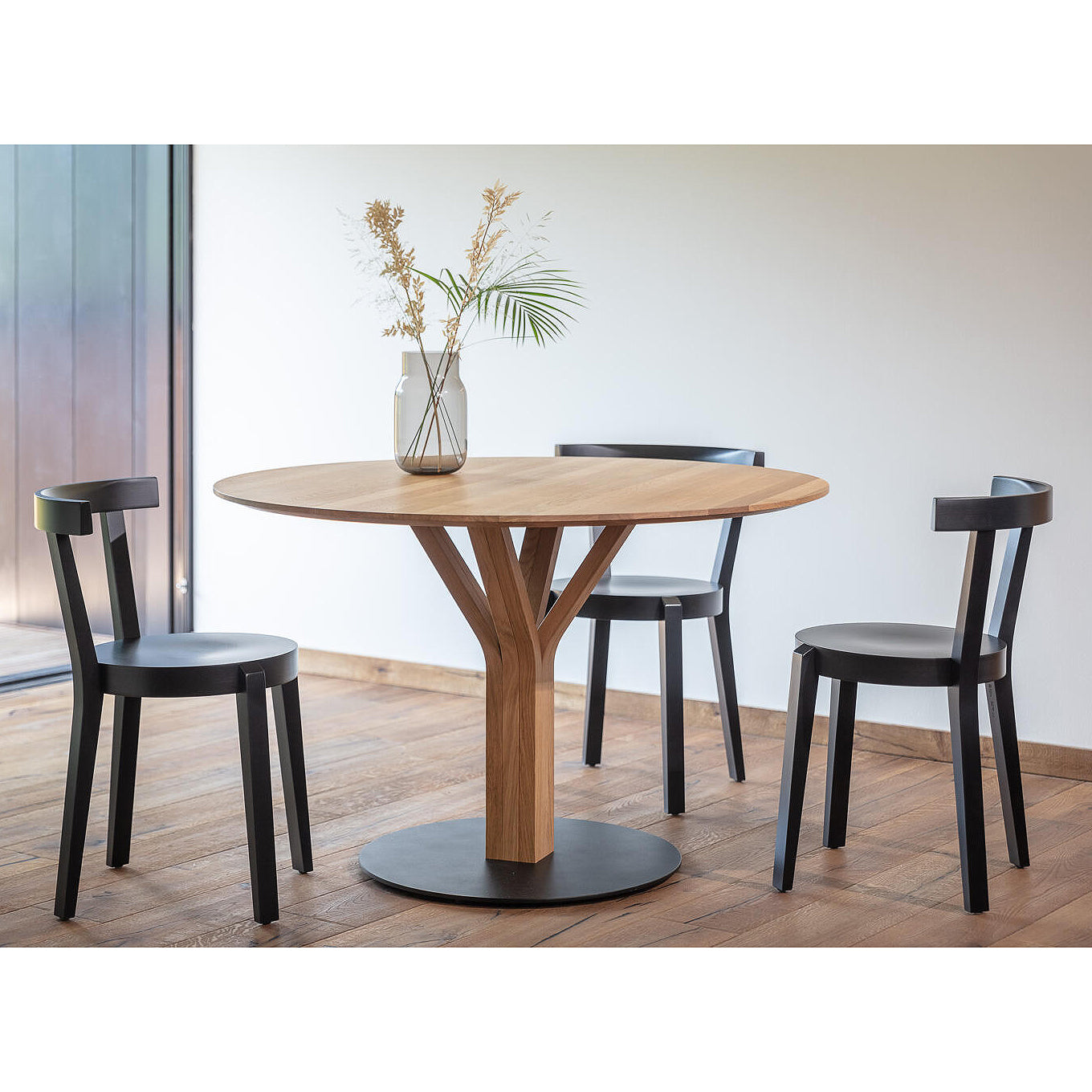Bloom Dining Table (Round)-Ton-moderndesign.io