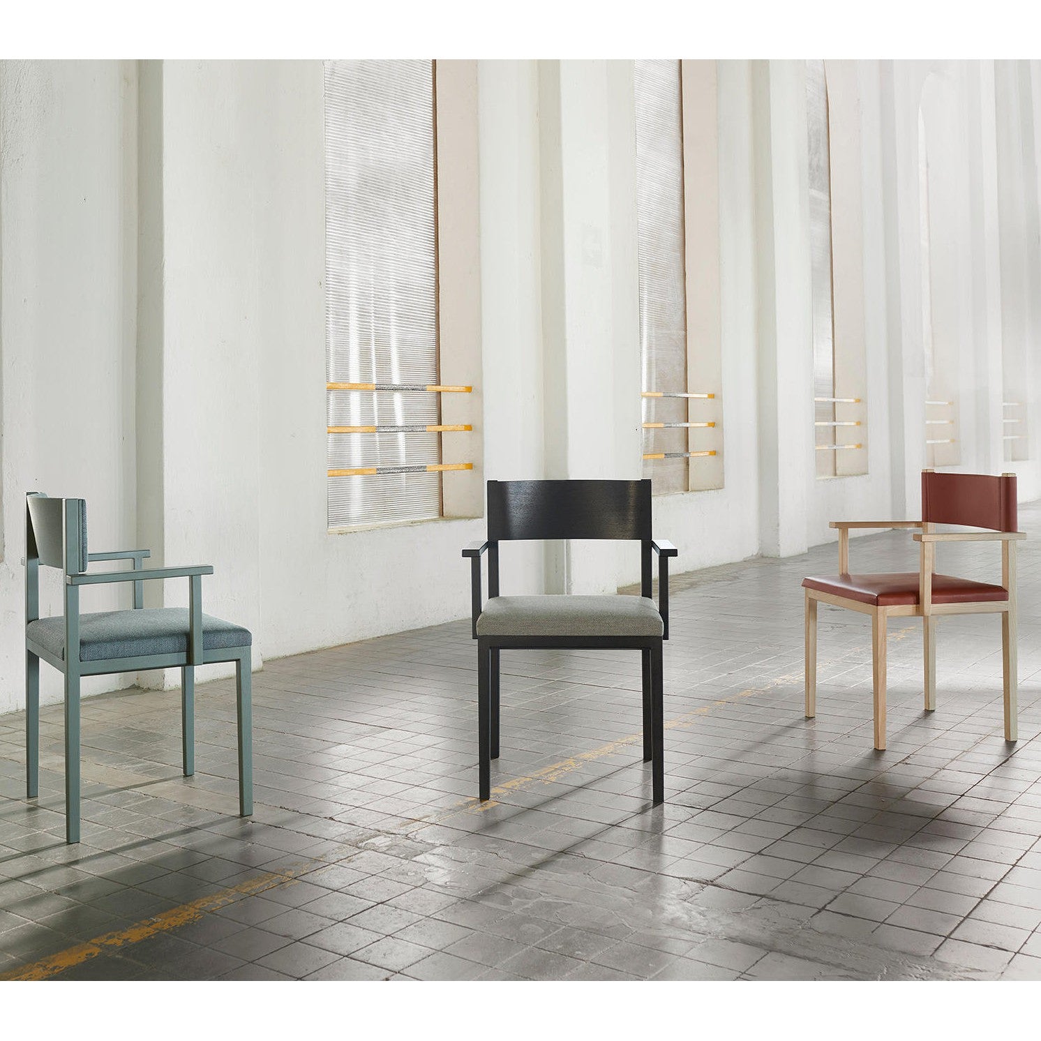 Boogie 22/22L/22P Dining Chair (with arms)-Very Wood-moderndesign.io
