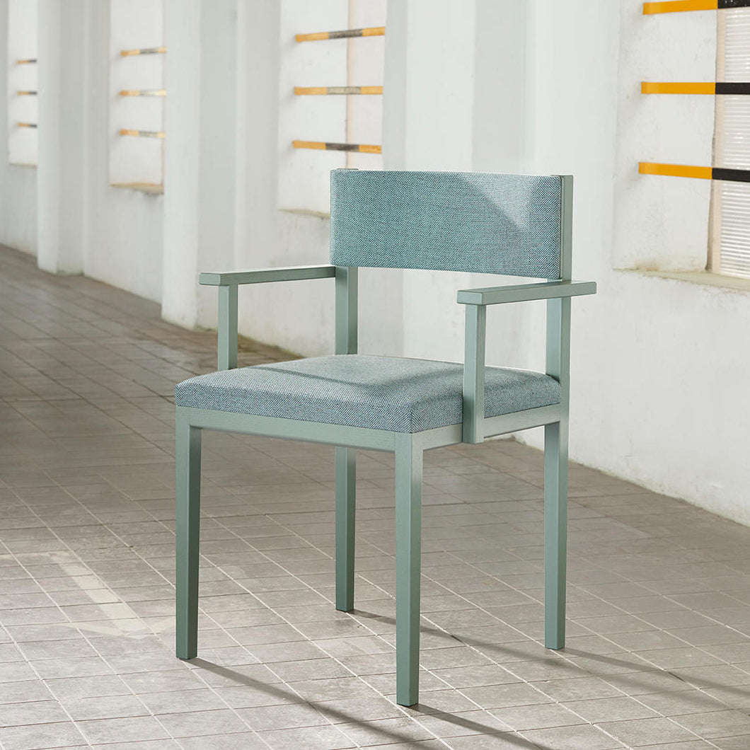 Boogie 22/22L/22P Dining Chair (with arms)-Very Wood-moderndesign.io