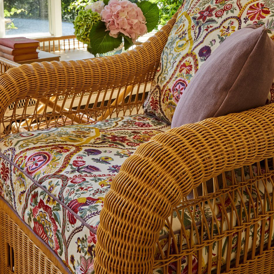 Bourlon Sofa-Bonacina 1889-moderndesign.io
