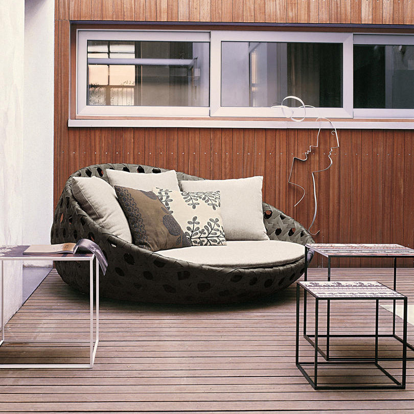Canasta Daybed-B&B Italia-moderndesign.io