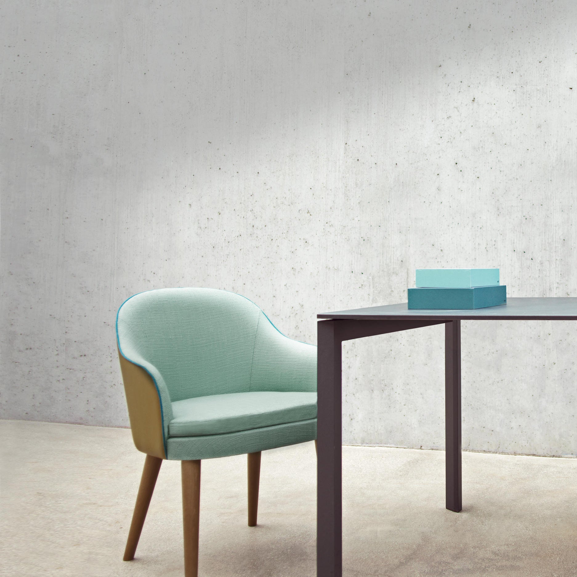 Carmen 02/52 Dining Chair (With Arms)-Very Wood-moderndesign.io