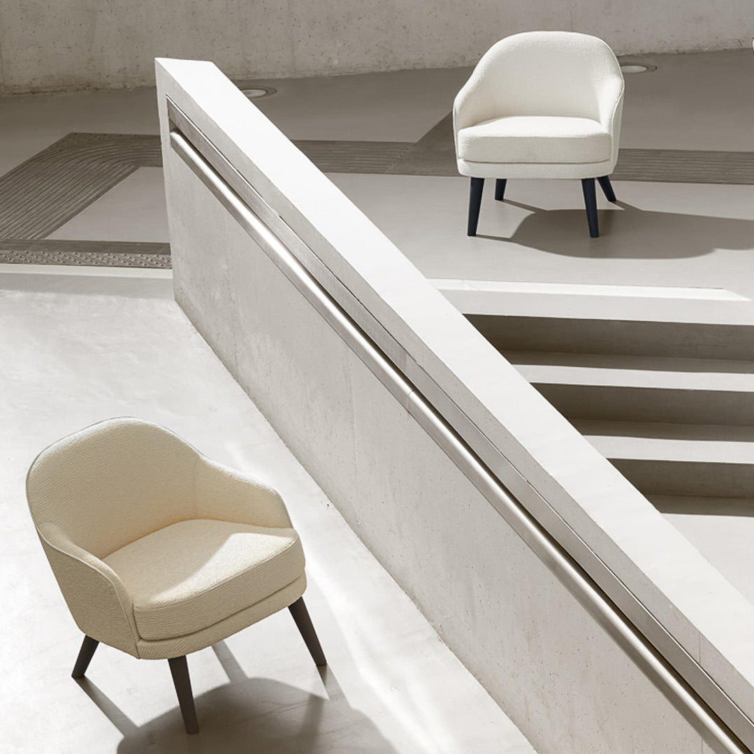 Carmen 04/54 Armchair-Very Wood-moderndesign.io