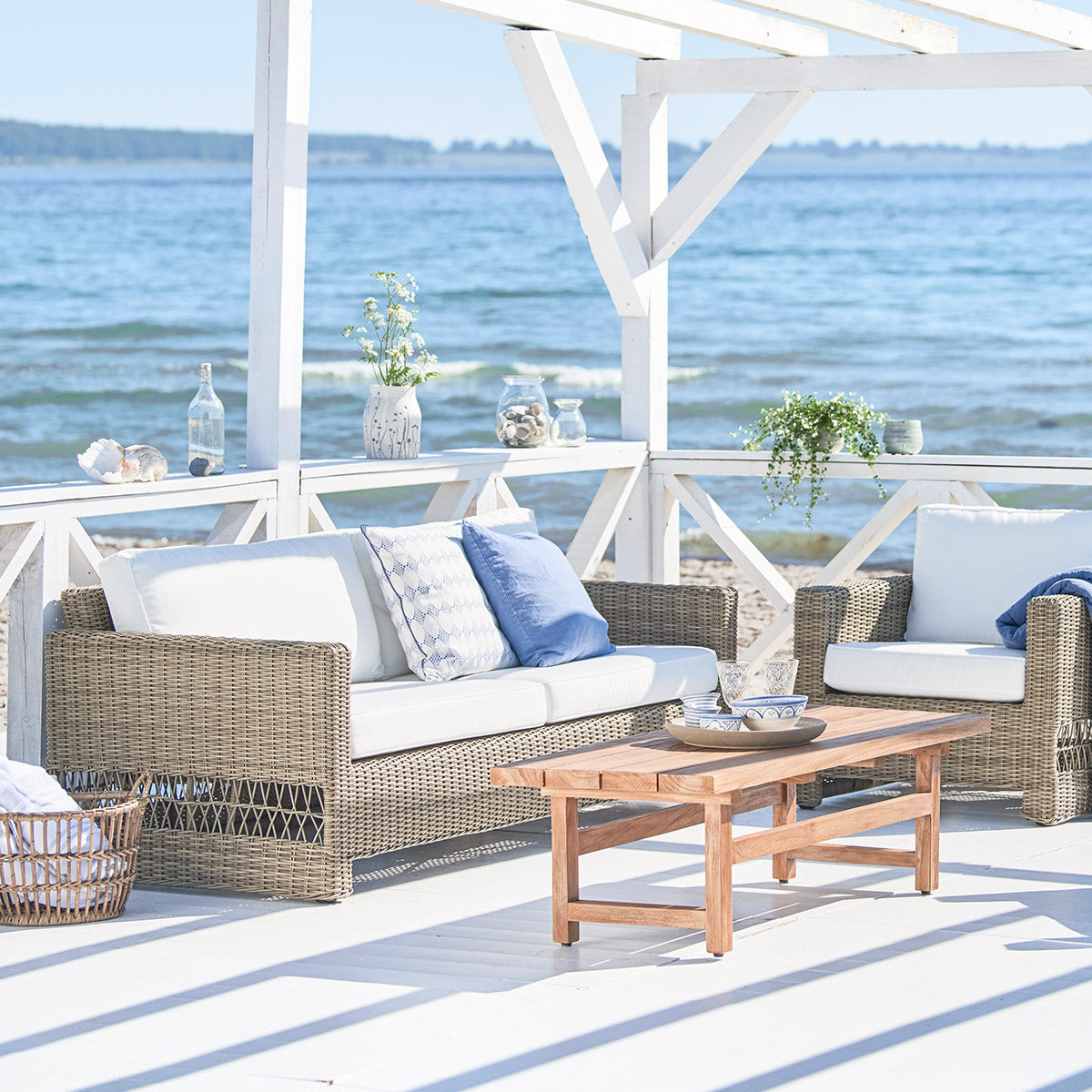 Carrie Sofa-Sika Design-moderndesign.io