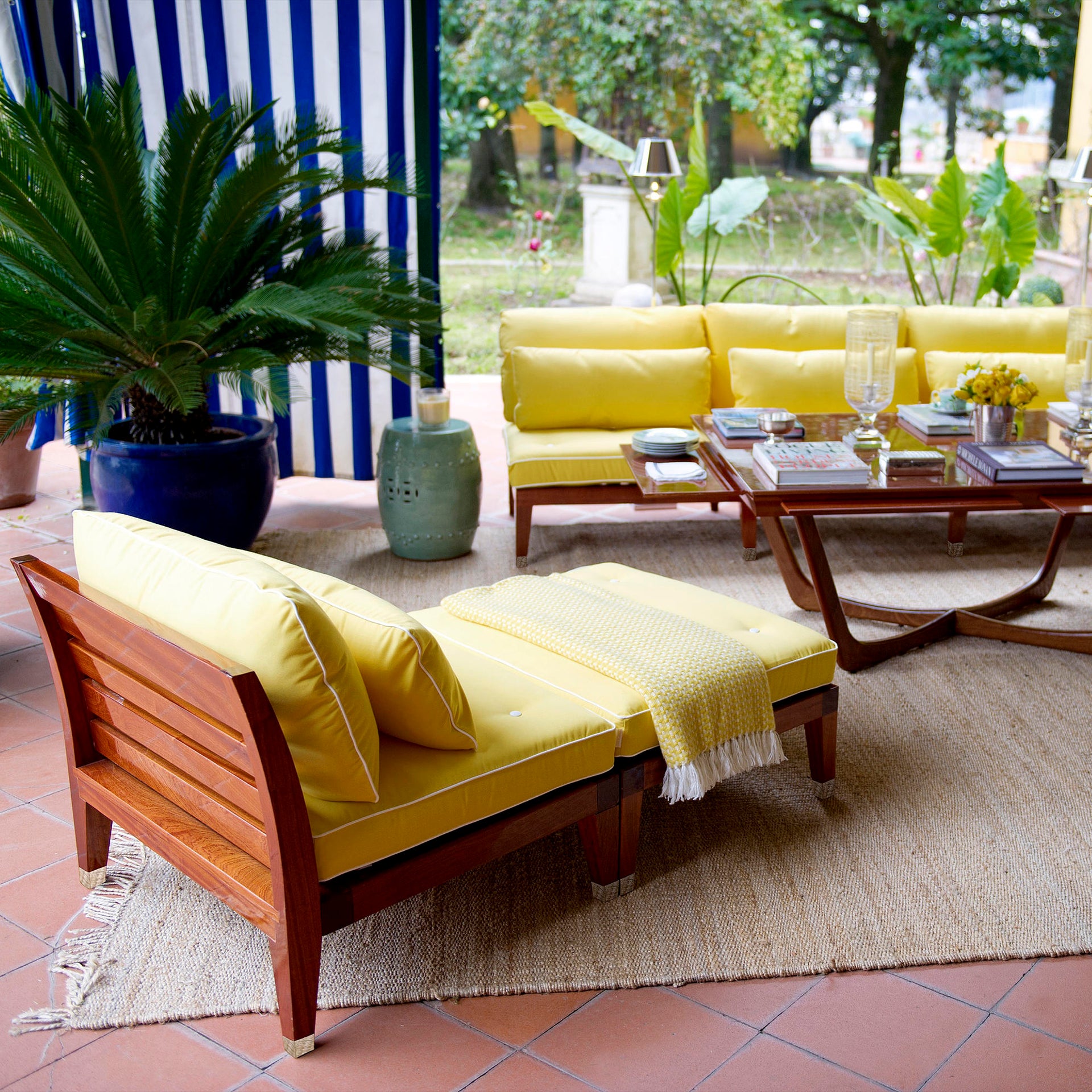 C'est La Vie Lounge Chair-Unopiu-moderndesign.io