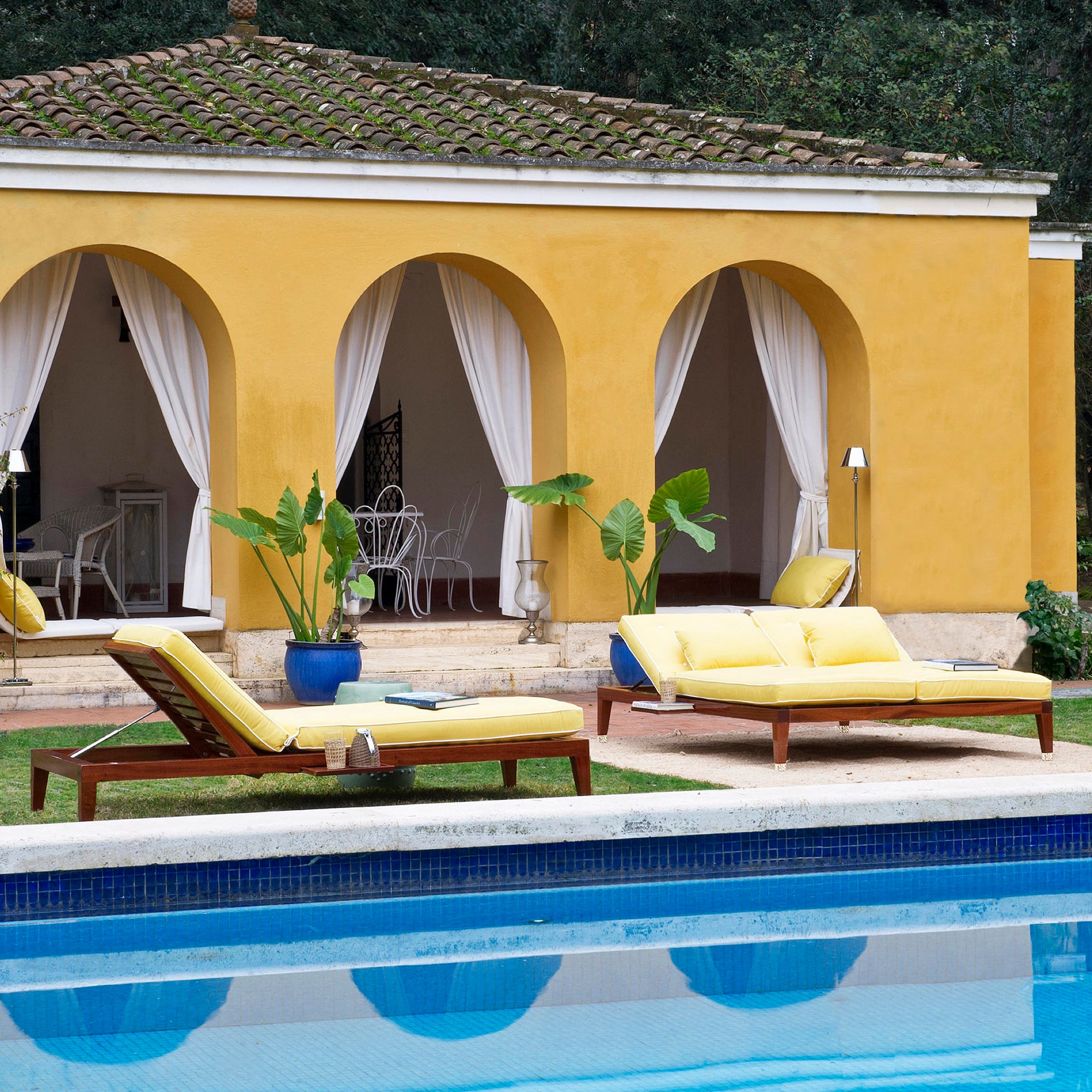 C'est La Vie Sunlounger-Unopiu-moderndesign.io
