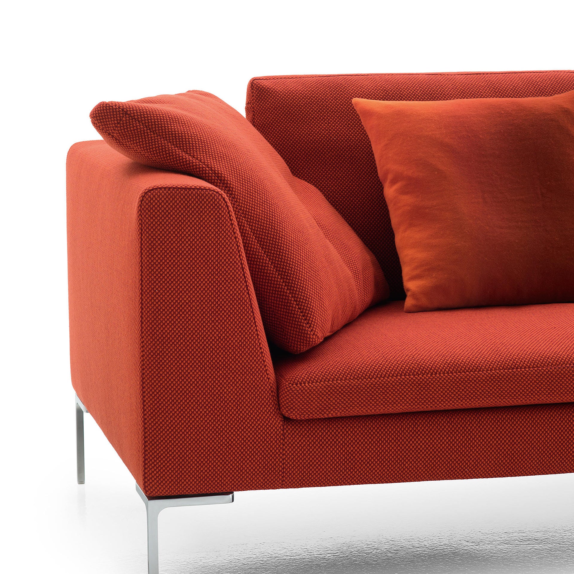 Charles Sofa-B&B Italia-moderndesign.io