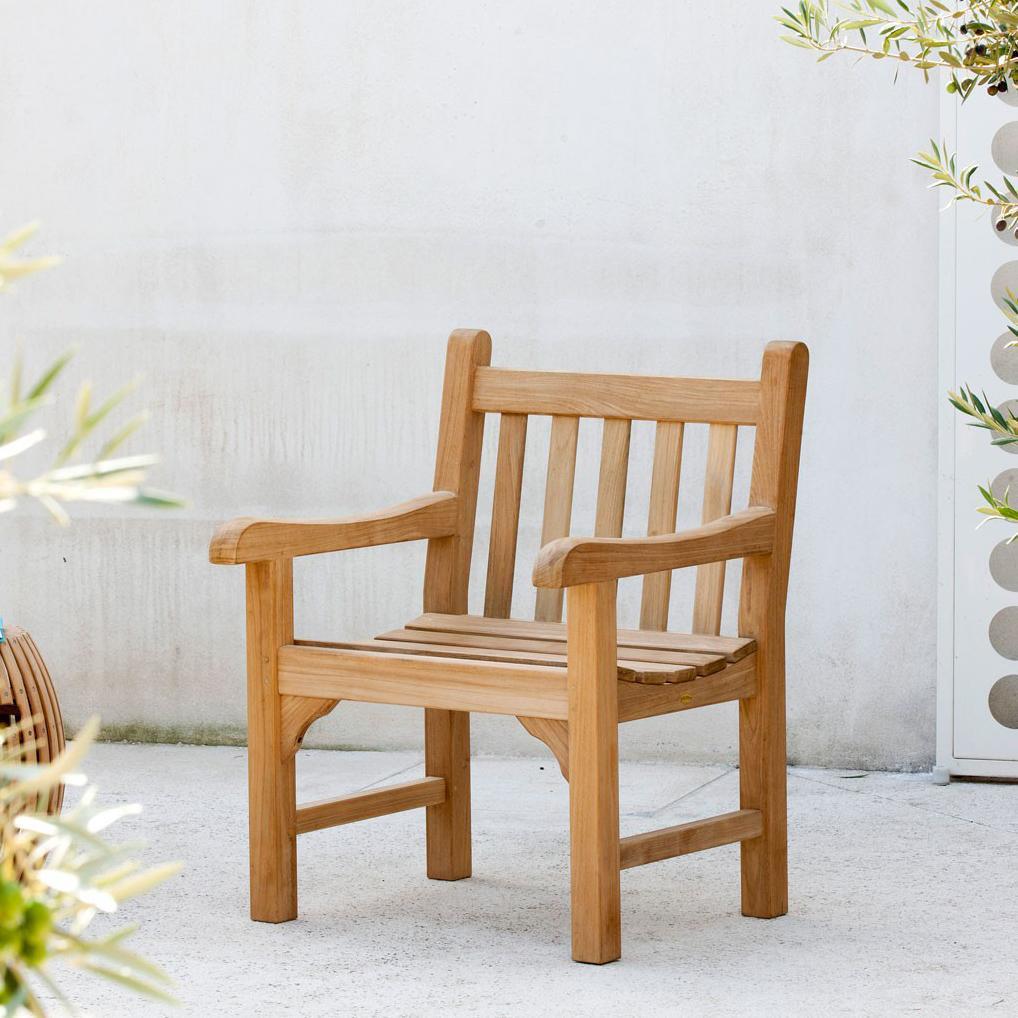 Chelsea Armchair-Unopiu-moderndesign.io