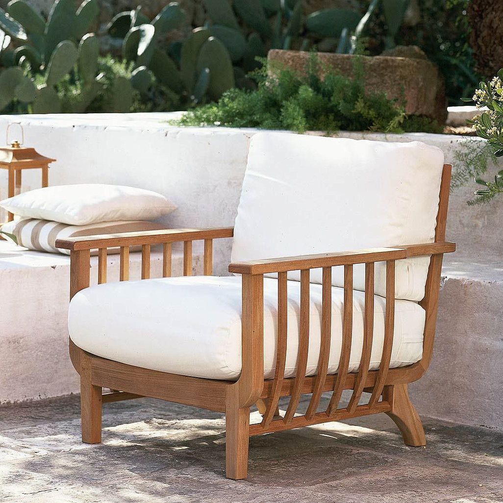 Chelsea Armchair-Unopiu-moderndesign.io