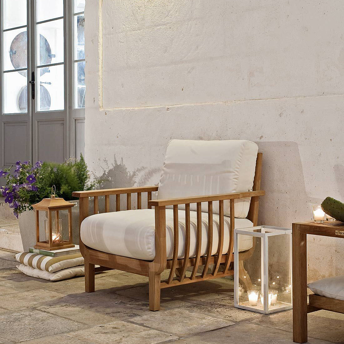 Chelsea Armchair-Unopiu-moderndesign.io
