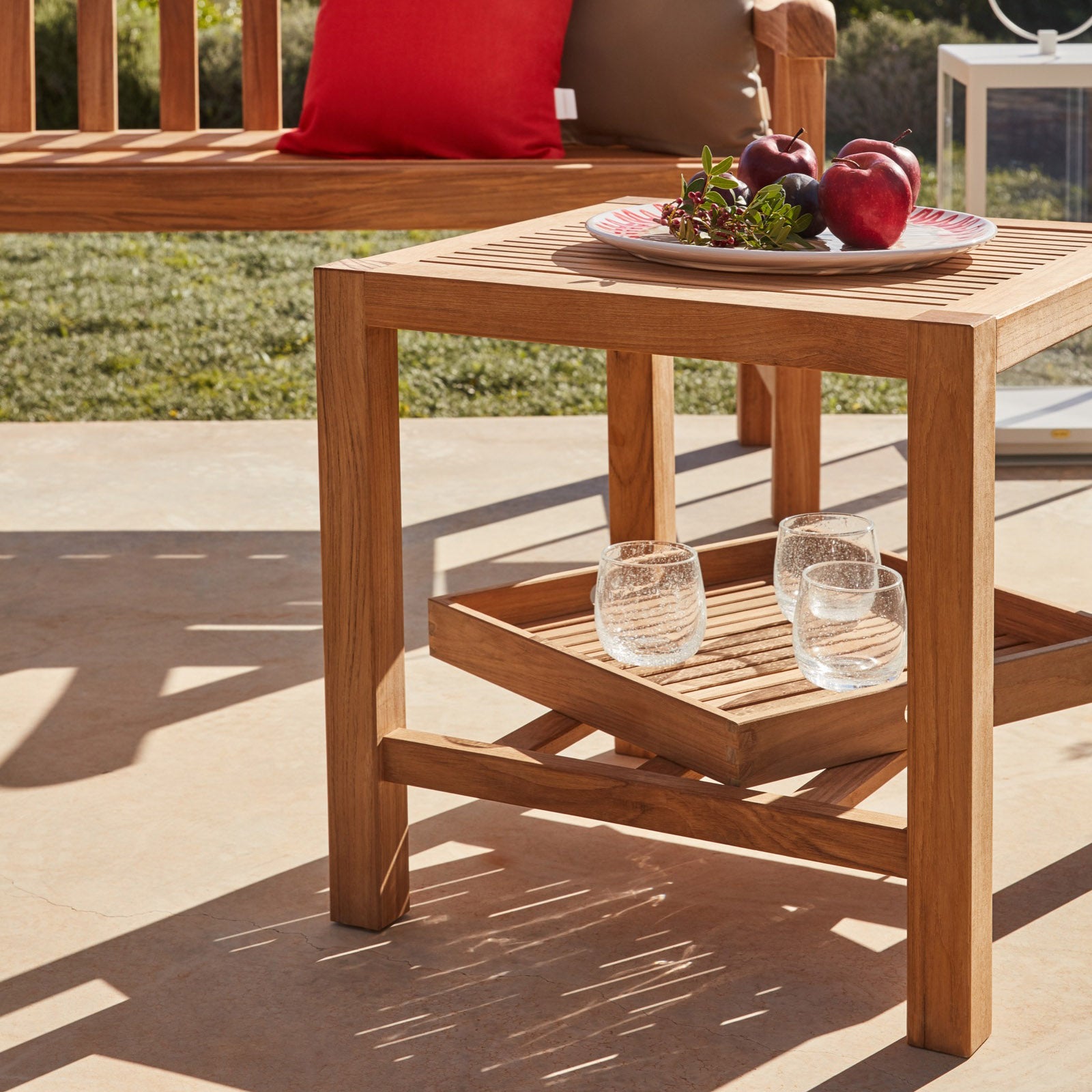 Chelsea Table (Side/Night)-Unopiu-moderndesign.io