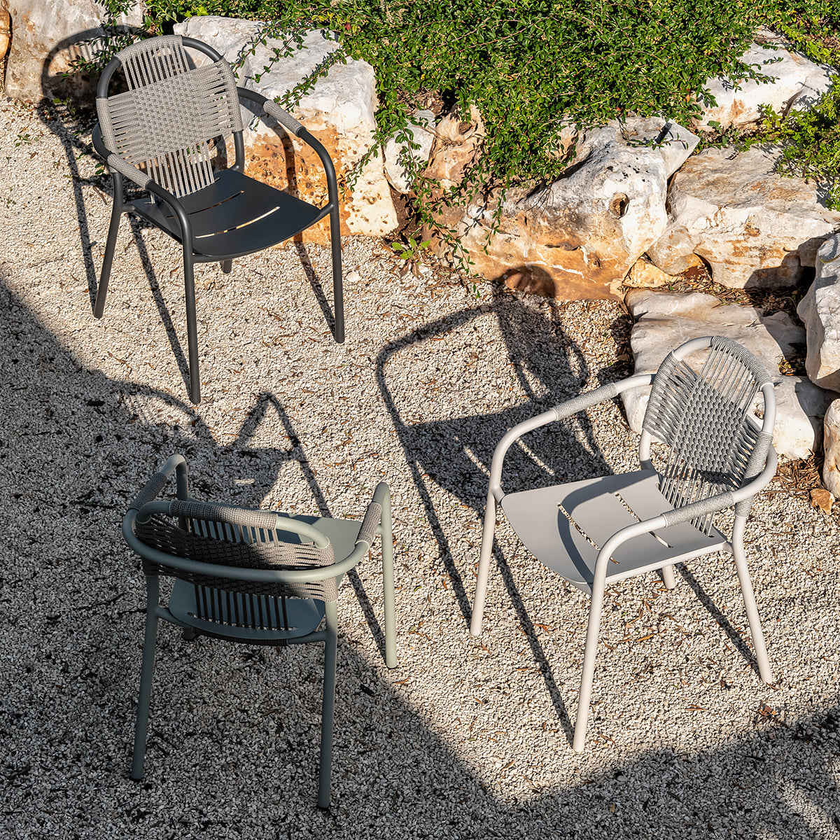 Cleo Dining Chair (with arms)-Vincent Sheppard-moderndesign.io