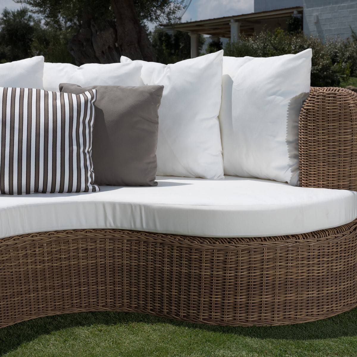 Cloe Sectional Sofa Unit-Braid-moderndesign.io