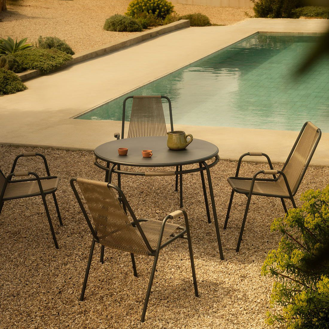 Coco Dining Table (Round)-Unopiu-moderndesign.io