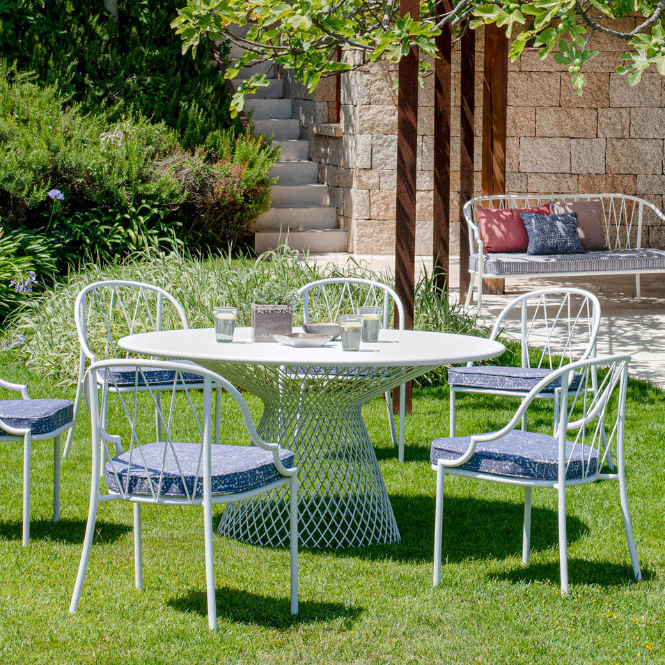 Como Dining Table (Round)-Emu-moderndesign.io