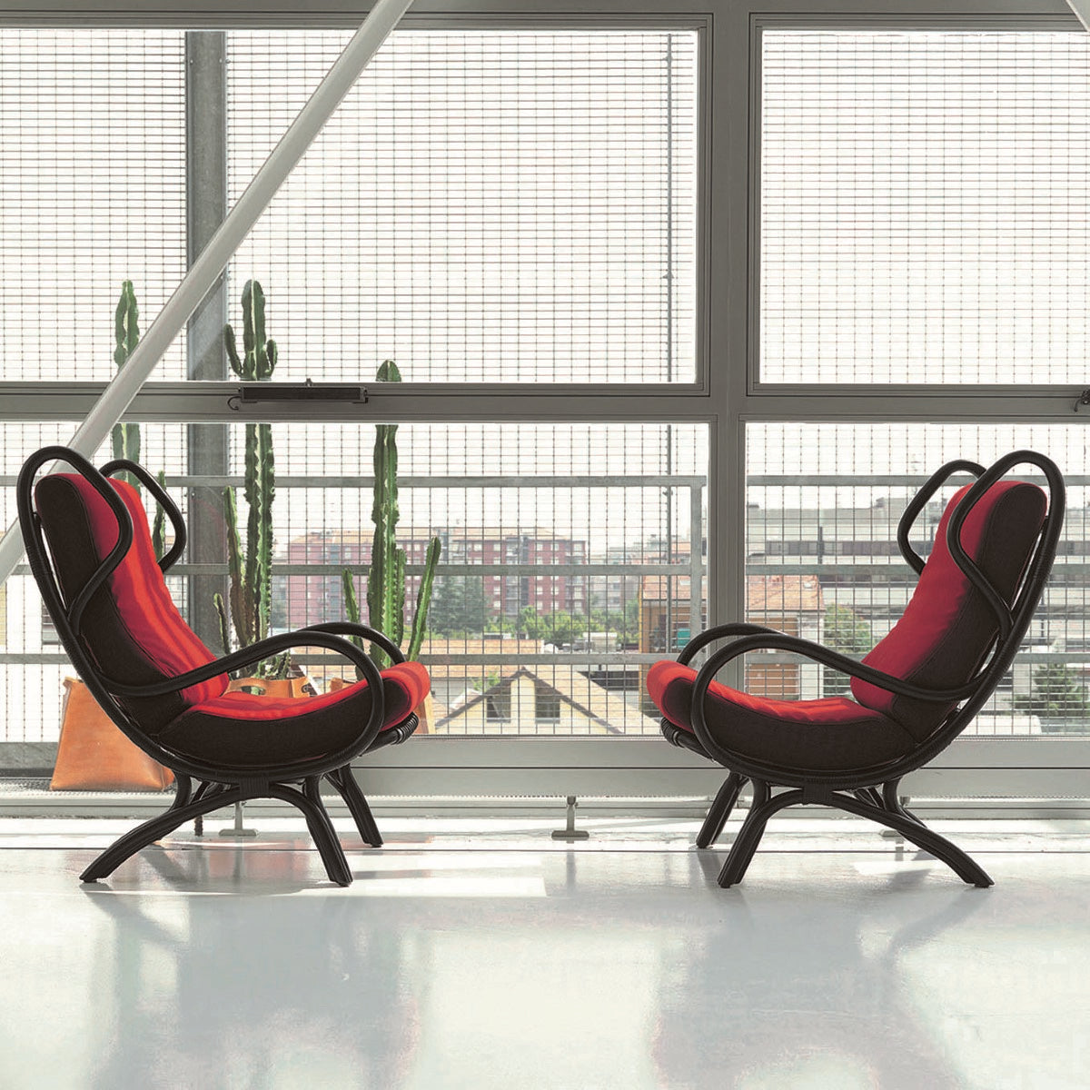 Continuum Armchair-Bonacina 1889-moderndesign.io
