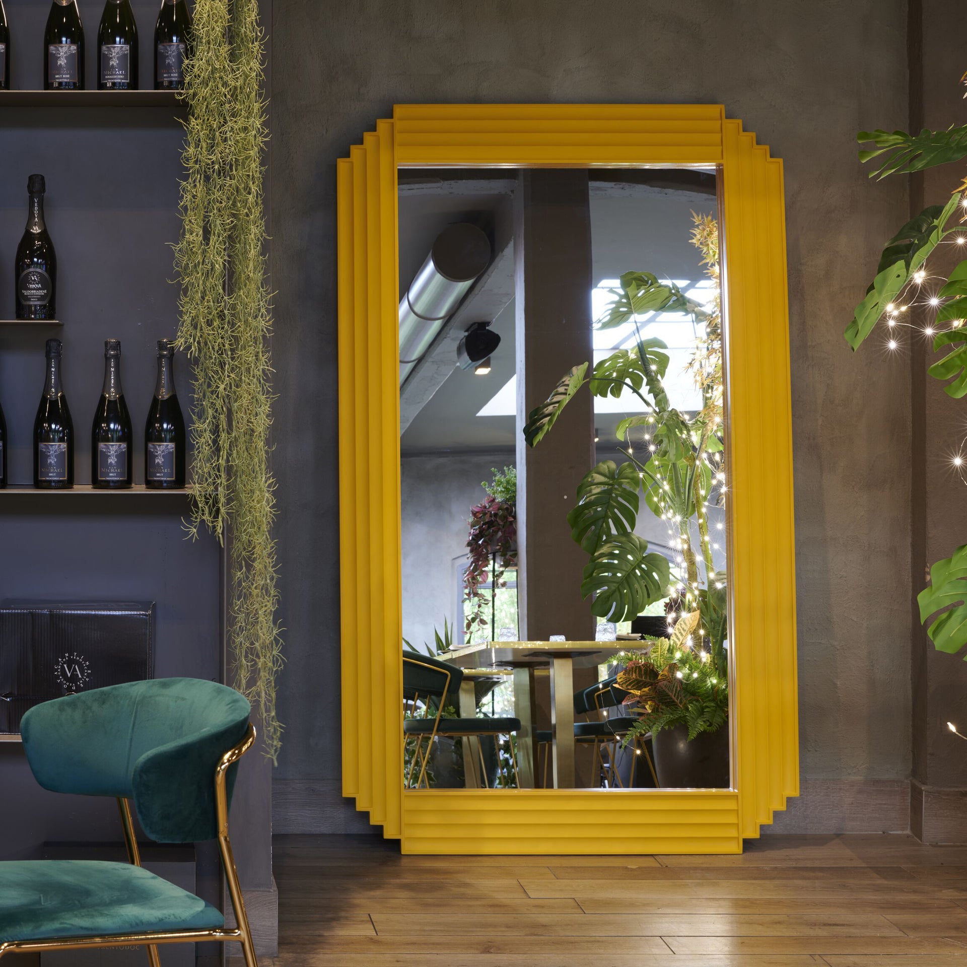 Cordiale Mirror (Floor)-Slide-moderndesign.io