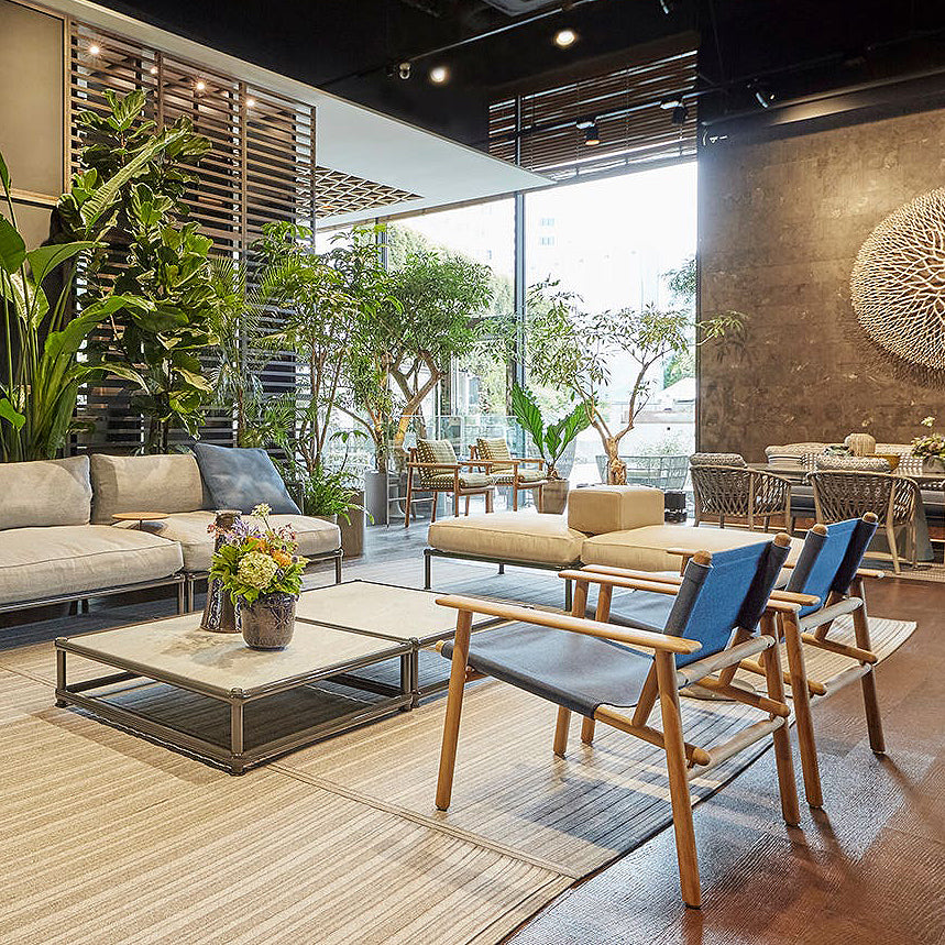 Cordoba Armchair-B&B Italia-moderndesign.io